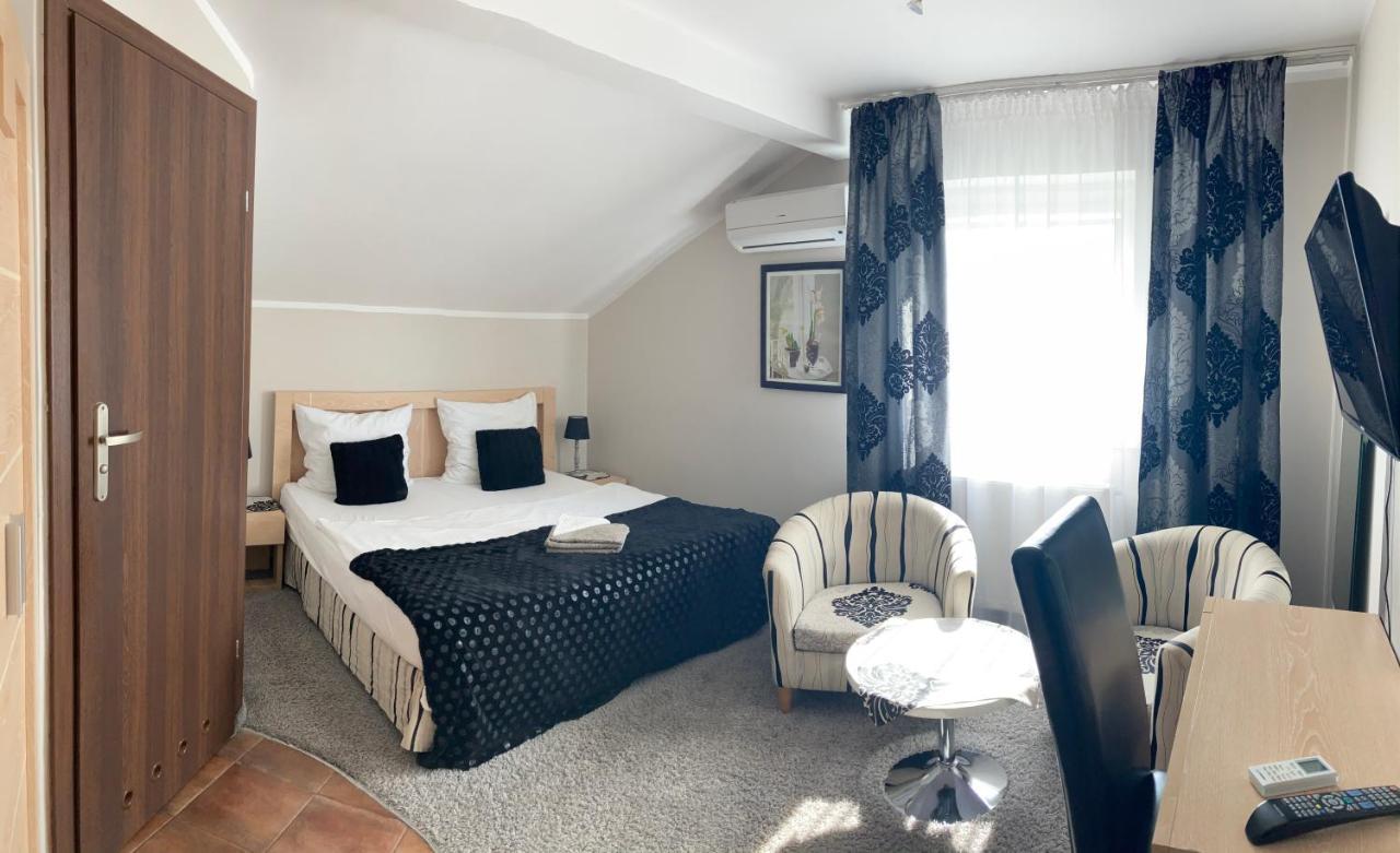 Jasminowy Gaj Bed and Breakfast Inowrocław Εξωτερικό φωτογραφία